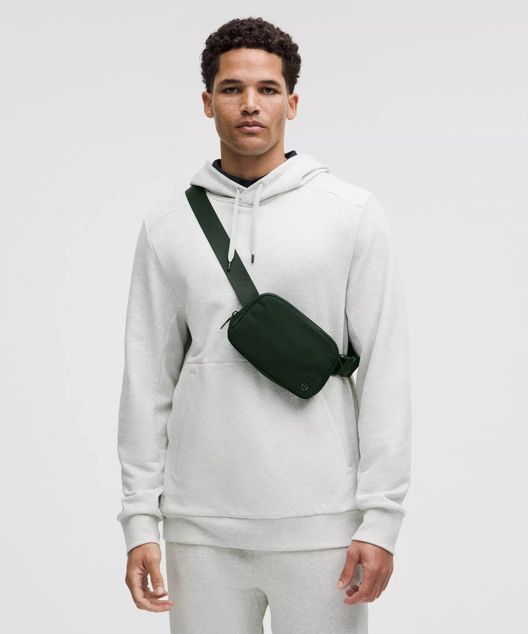 Everywhere Belt Bag, Extended Strap (rainforest green)