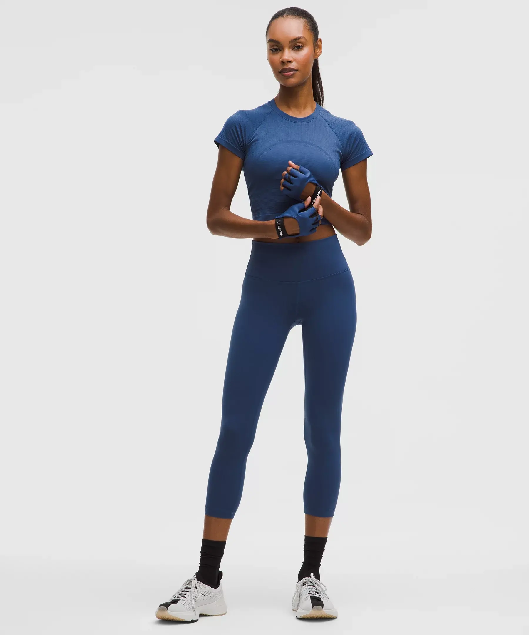 Wunder Train High-Rise Crop 23" (blue twill)